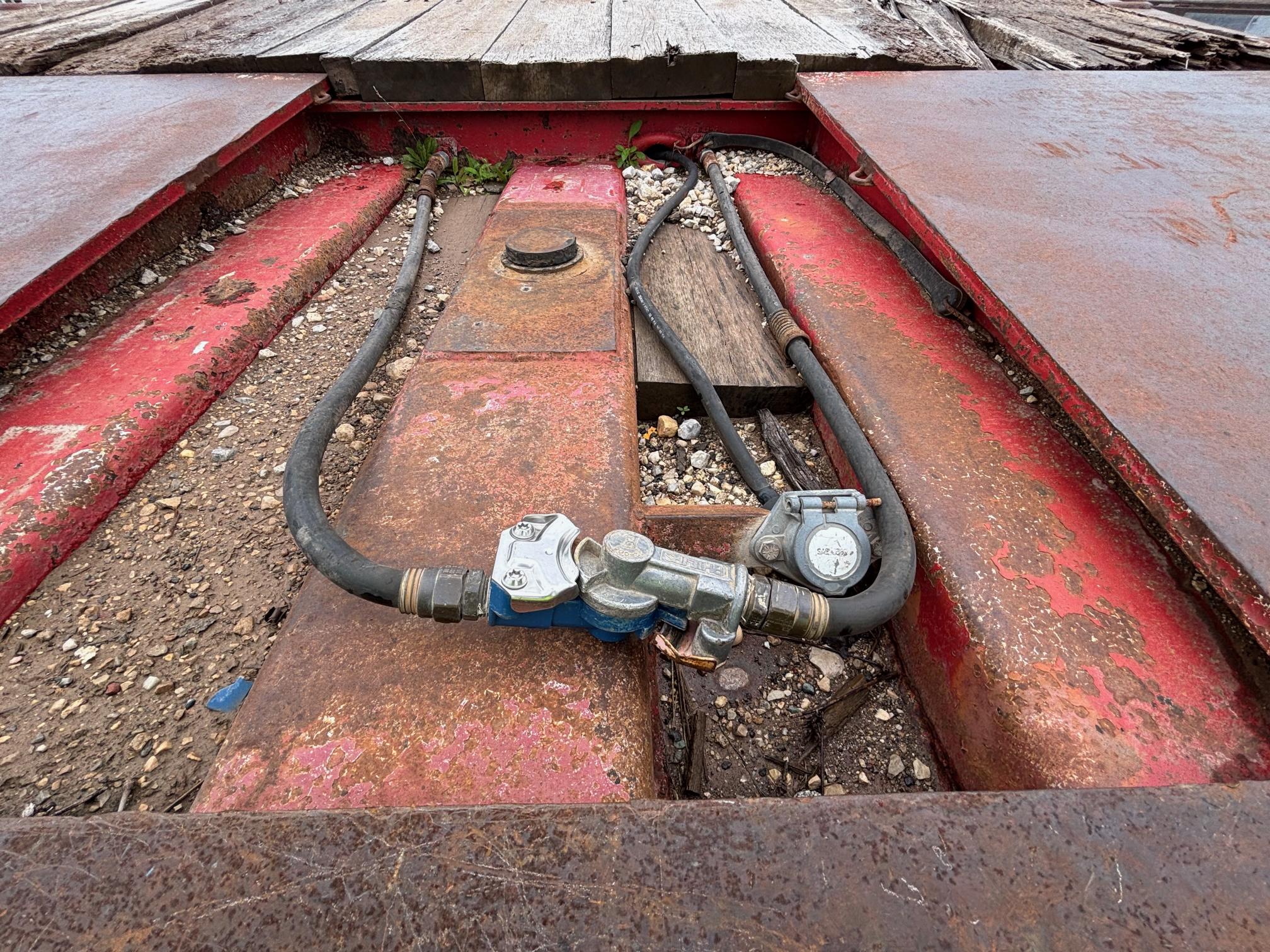 1998 LOAD KING 554 DFP - Image 14